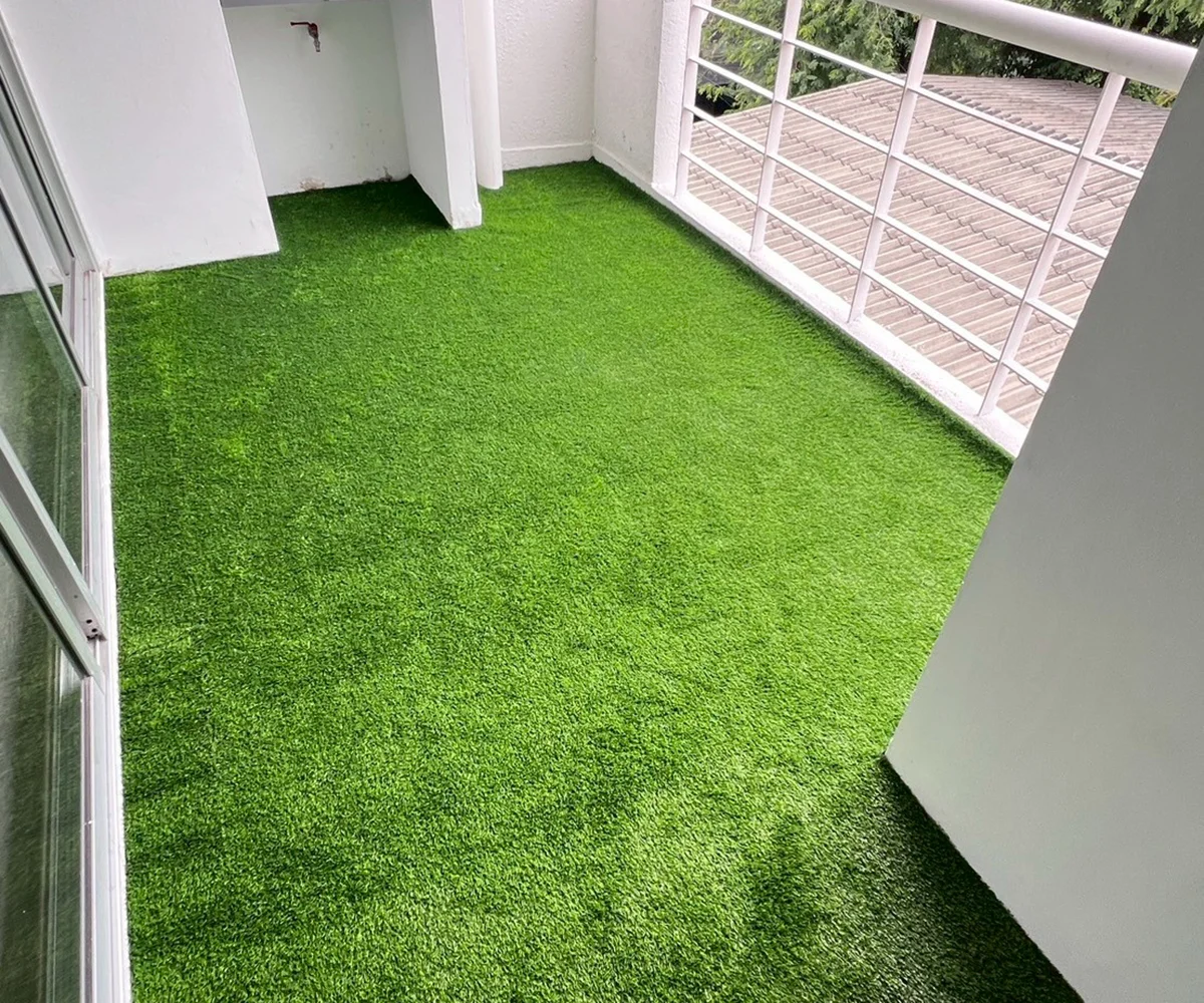 หญ้าเทียมกับการตกแต่งคอนโด เพิ่มพื้นที่สีเขียวง่าย ๆ