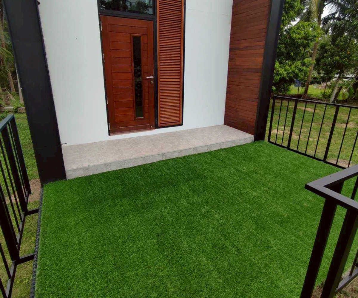 หญ้าเทียมสำหรับบ้านพื้นที่จำกัด เพิ่มความเขียวได้ง่ายโดยไม่ต้องดูแลเยอะ
