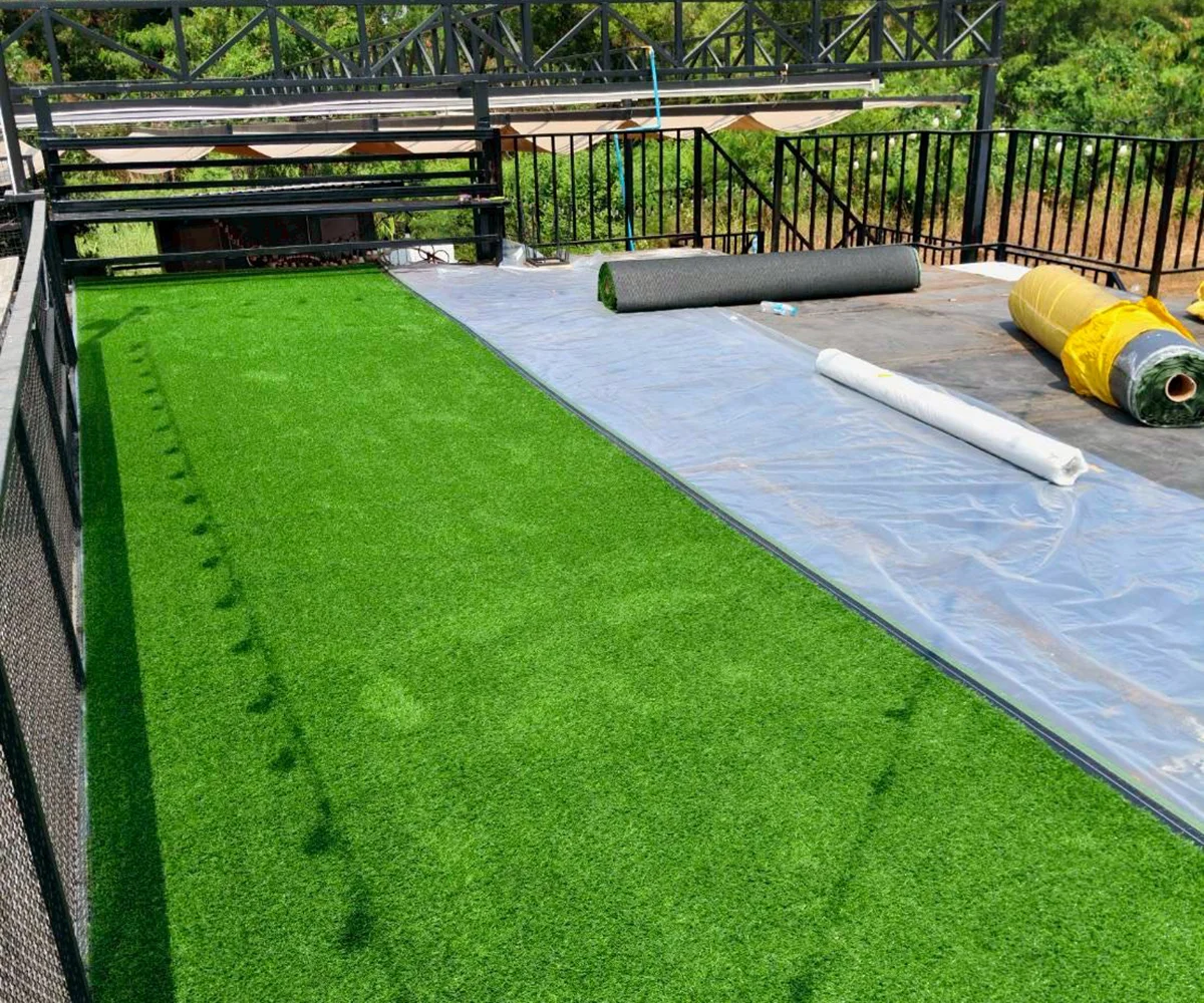 การติดตั้งหญ้าเทียมทำอย่างไร