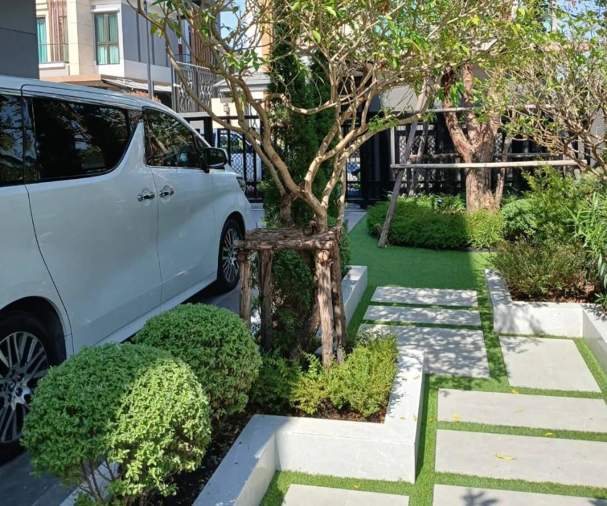 หญ้าเทียมกับพื้นที่ลานจอดรถ ทางเลือกใหม่ของงานภูมิทัศน์